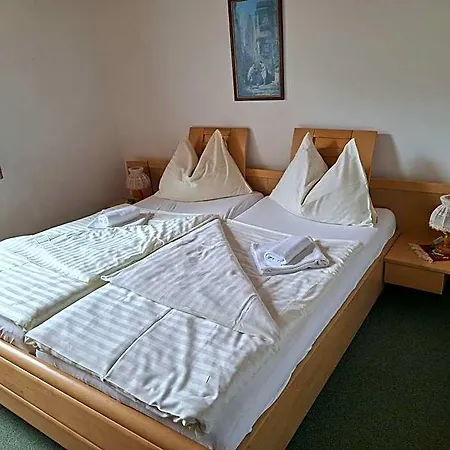 Jugend- Und Familiengaestehaus Heiligenblut * Apriach