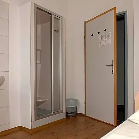 Jugend- Und Familiengaestehaus Heiligenblut Hostel *